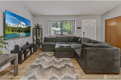 52 E Moore Street, Port Hadlock-Irondale, WA 98339 - Photo 4