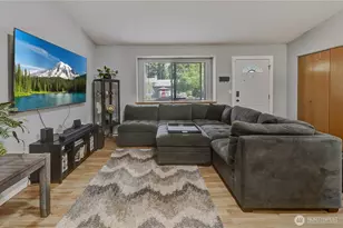 52 E Moore St, Port Hadlock-Irondale, WA 98339 - Photo 4