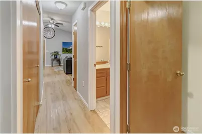 52 E Moore Street, Port Hadlock-Irondale, WA 98339 - Photo 12