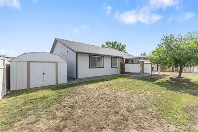 1346 E Greens Loop, Moses Lake, WA 98837 - Photo 30