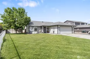 1346 E Greens Loop, Moses Lake, WA 98837 - Photo 1