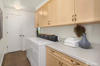 1620 43rd Avenue E #8C, Seattle, WA 98112 - Photo 22