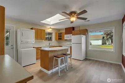 624 9th Avenue SW, Puyallup, WA 98371 - Photo 8