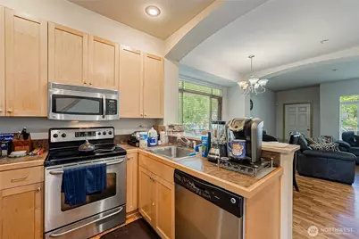 13005 64th Avenue S #B117, Seattle, WA 98178 - Photo 12