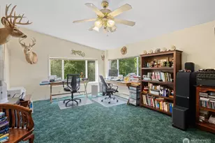 10532 Olalla Valley Rd, Olalla, WA 98359 - Photo 12