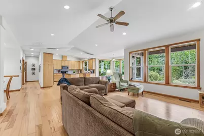 941 Cambell Street, Camano Island, WA 98282 - Photo 10