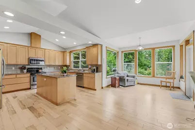 941 Cambell Street, Camano Island, WA 98282 - Photo 12