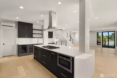 6833 36th Avenue NE, Seattle, WA 98115 - Photo 6