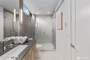 2667 51st Ave SW, Seattle, WA 98116 - Photo 10
