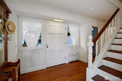 3026 Marine Drive, Bremerton, WA 98312 - Photo 12