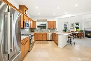 22864 NE 130th St, Redmond, WA 98053 - Photo 4