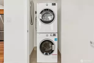 650 Bellevue Way NE, Bellevue, WA 98004 - Photo 24