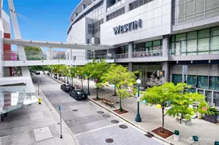 650 Bellevue Way NE, Bellevue, WA 98004 - Photo 32