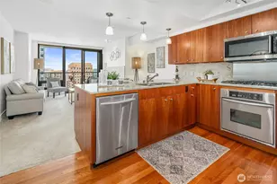 650 Bellevue Way NE, Bellevue, WA 98004 - Photo 2