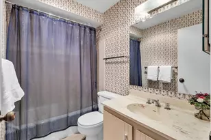 8001 Sand Point Way, Seattle, WA 98115 - Photo 16