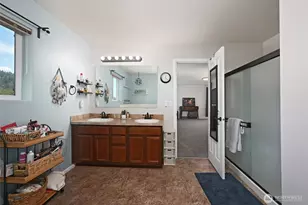 1114 Ross Ave NW, Orting, WA 98360 - Photo 20