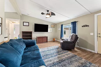 2005 77th Street Ct E, Tacoma, WA 98404 - Photo 4