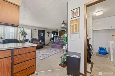 323 E Grand Coulee Avenue, Grand Coulee, WA 99133 - Photo 4