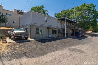 103 Seaton Avenue, Grand Coulee, WA 99133 - Photo 2