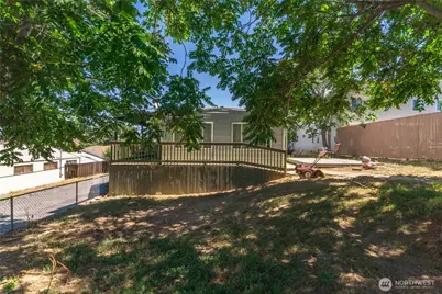 103 Seaton Avenue, Grand Coulee, WA 99133 - Photo 6