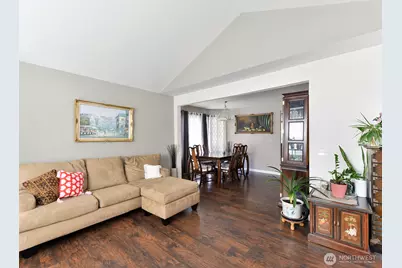 1605 27th Avenue SE, Puyallup, WA 98374 - Photo 4