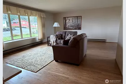 316 Beacon Hill Drive, Hoquiam, WA 98550 - Photo 4