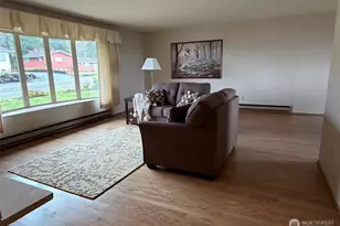 316 Beacon Hill Dr, Hoquiam, WA 98550 - Photo 4