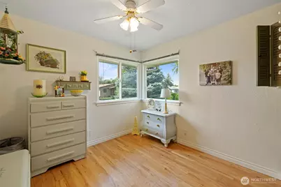 28 SW Evans Avenue, College Place, WA 99362 - Photo 8