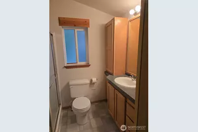 7021 Cliff Avenue SW, Longbranch, WA 98351 - Photo 12