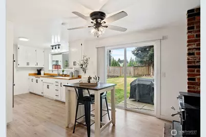 8 157th Place SE, Bothell, WA 98012 - Photo 12