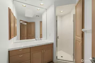 8428 N Mercer Way, Mercer Island, WA 98040 - Photo 18