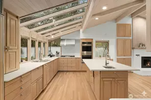 8428 N Mercer Way, Mercer Island, WA 98040 - Photo 10