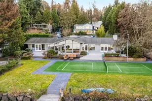 8428 N Mercer Way, Mercer Island, WA 98040 - Photo 38