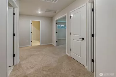 18215 37th Avenue E, Tacoma, WA 98446 - Photo 16