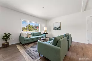 1115 Orangewood St, Enumclaw, WA 98022 - Photo 4