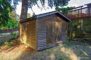 19213 136th Pl SE, Renton, WA 98058 - Photo 32