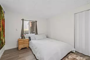 23502 Peterson Dr, Mountlake Terrace, WA 98043 - Photo 6