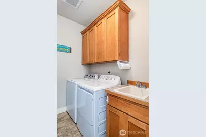 945 Secord Court, Camano Island, WA 98282 - Photo 22