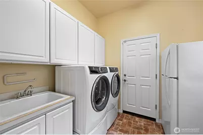 12441 Adair Creek Way NE, Redmond, WA 98053 - Photo 28