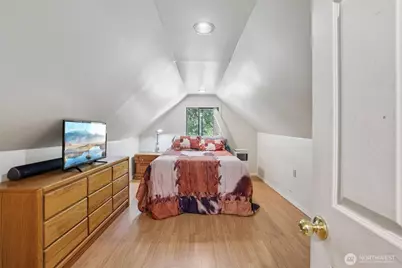 17209 W Riverside Drive, Bothell, WA 98011 - Photo 18