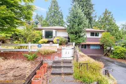 2124 N 167th Street, Shoreline, WA 98133 - Photo 1