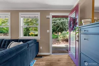 858 S Fife Street #1, Tacoma, WA 98405 - Photo 4