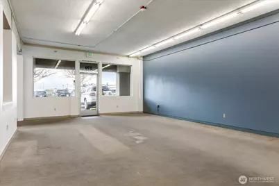 270 SE Pioneer Way, Oak Harbor, WA 98277 - Photo 10