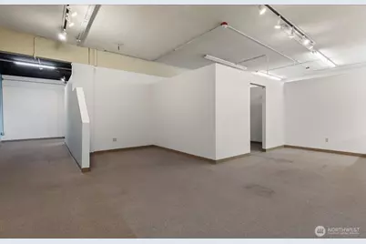 270 SE Pioneer Way, Oak Harbor, WA 98277 - Photo 18