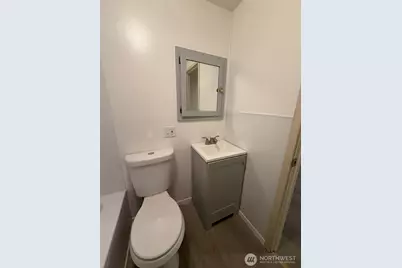 809 W Market Street, Aberdeen, WA 98520 - Photo 20