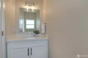 234 S 70th St, Tacoma, WA 98408 - Photo 10