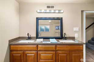 9804 118th St E, Puyallup, WA 98373 - Photo 32