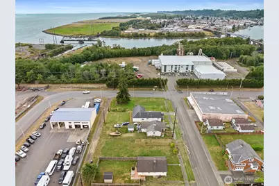 2214 Pacific Avenue, Hoquiam, WA 98550 - Photo 6