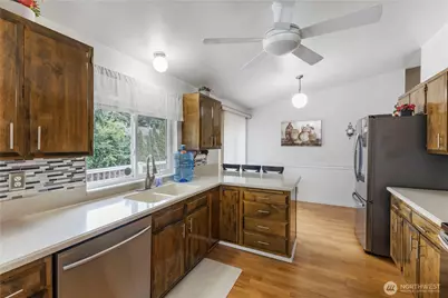 4705 S 272nd Street, Kent, WA 98032 - Photo 10