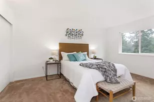 8823 Holly Dr, Everett, WA 98208 - Photo 16